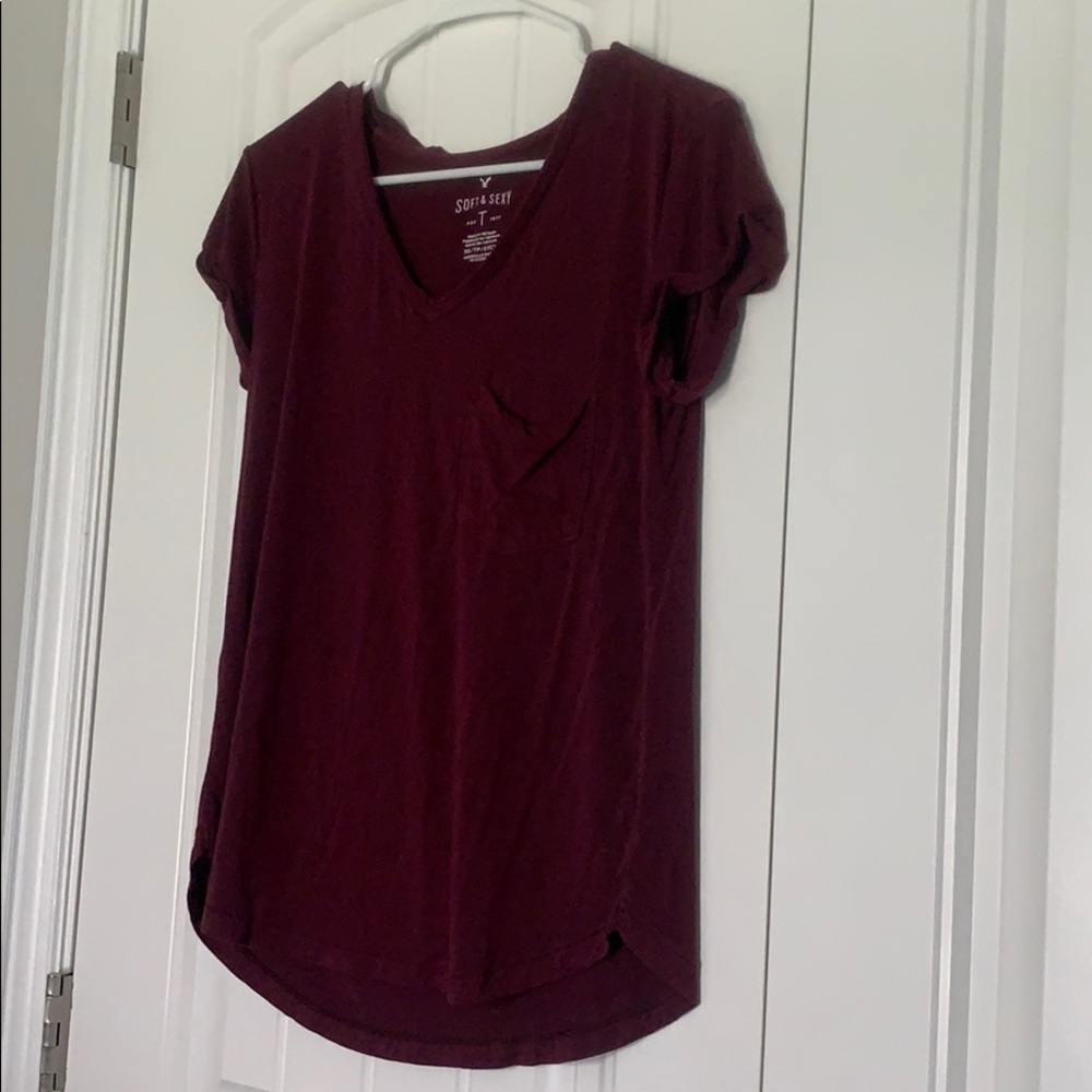 Loose burgundy t-shirt with pocket